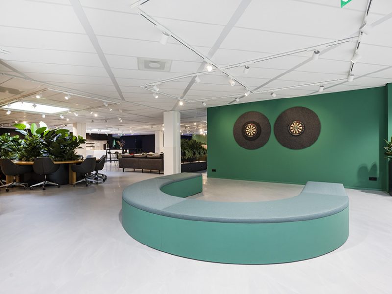 Interieurbouw Heusden - Decathlon - Kantoorinrichting - Maatwerk meubel